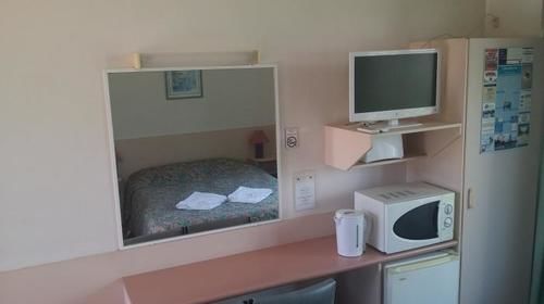 Rainbow Motel Kowen Dış mekan fotoğraf